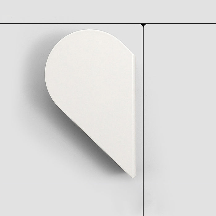 Heart-Shaped Cartoon Wardrobe Door Handle for Children's Room